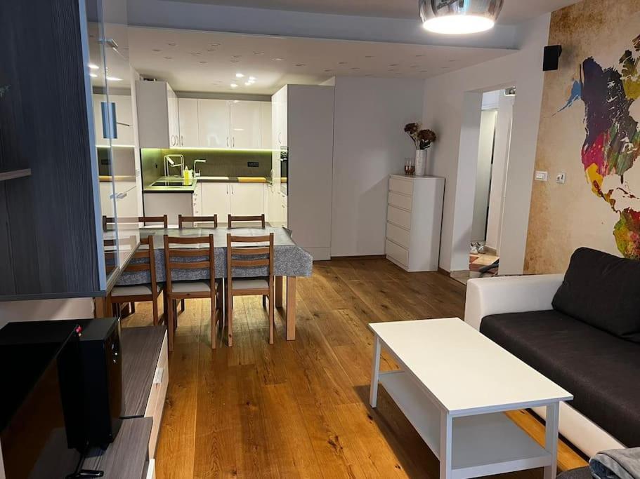 Porec, Tolle 3 Zi-Whg, Sehr Zentral, Top Zustand! Mit Internet Und W-Lan! Eksteriør billede